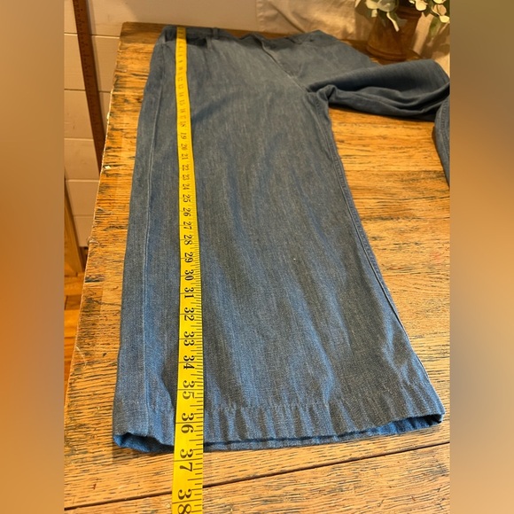 🩵 ICÔNE PAR SIMONS – Light Denim Relaxed-Leg Pants (Size L) - Picture 6 of 8